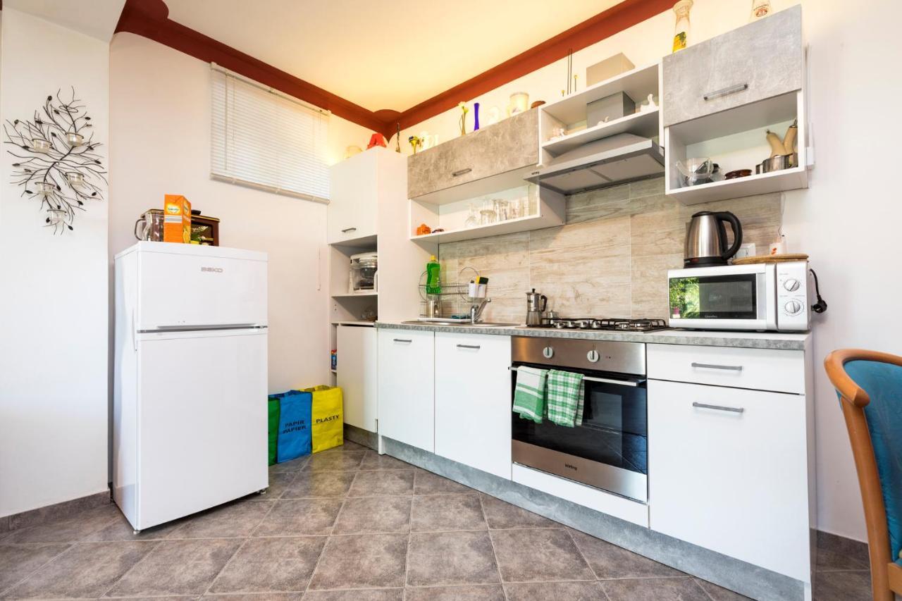 Apartman Maya Mali Lošinj Kültér fotó