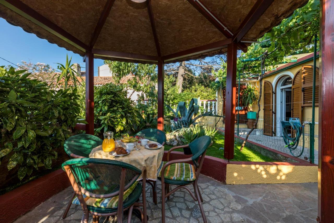 Apartman Maya Mali Lošinj Kültér fotó